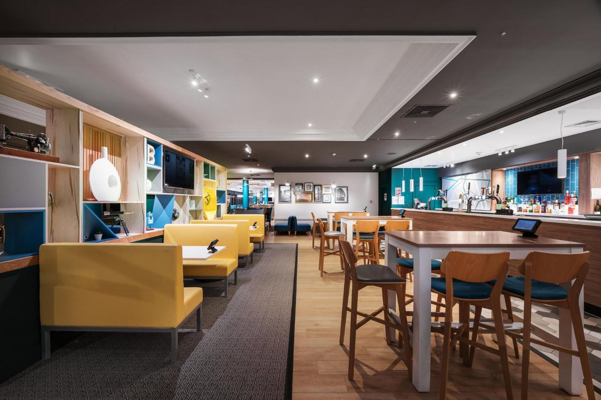 Holiday Inn Leeds Brighouse By Ihg Exteriör bild