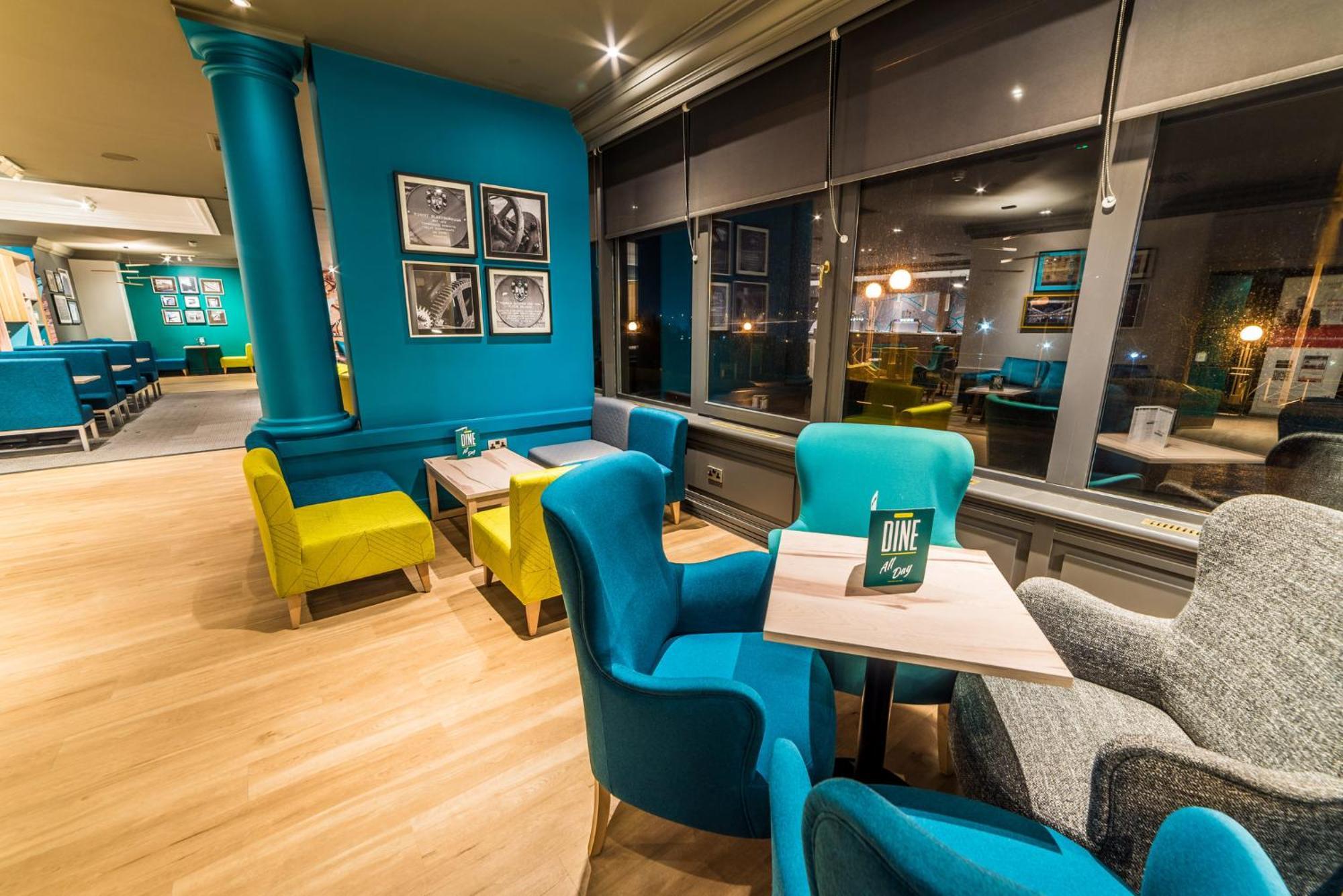 Holiday Inn Leeds Brighouse By Ihg Exteriör bild