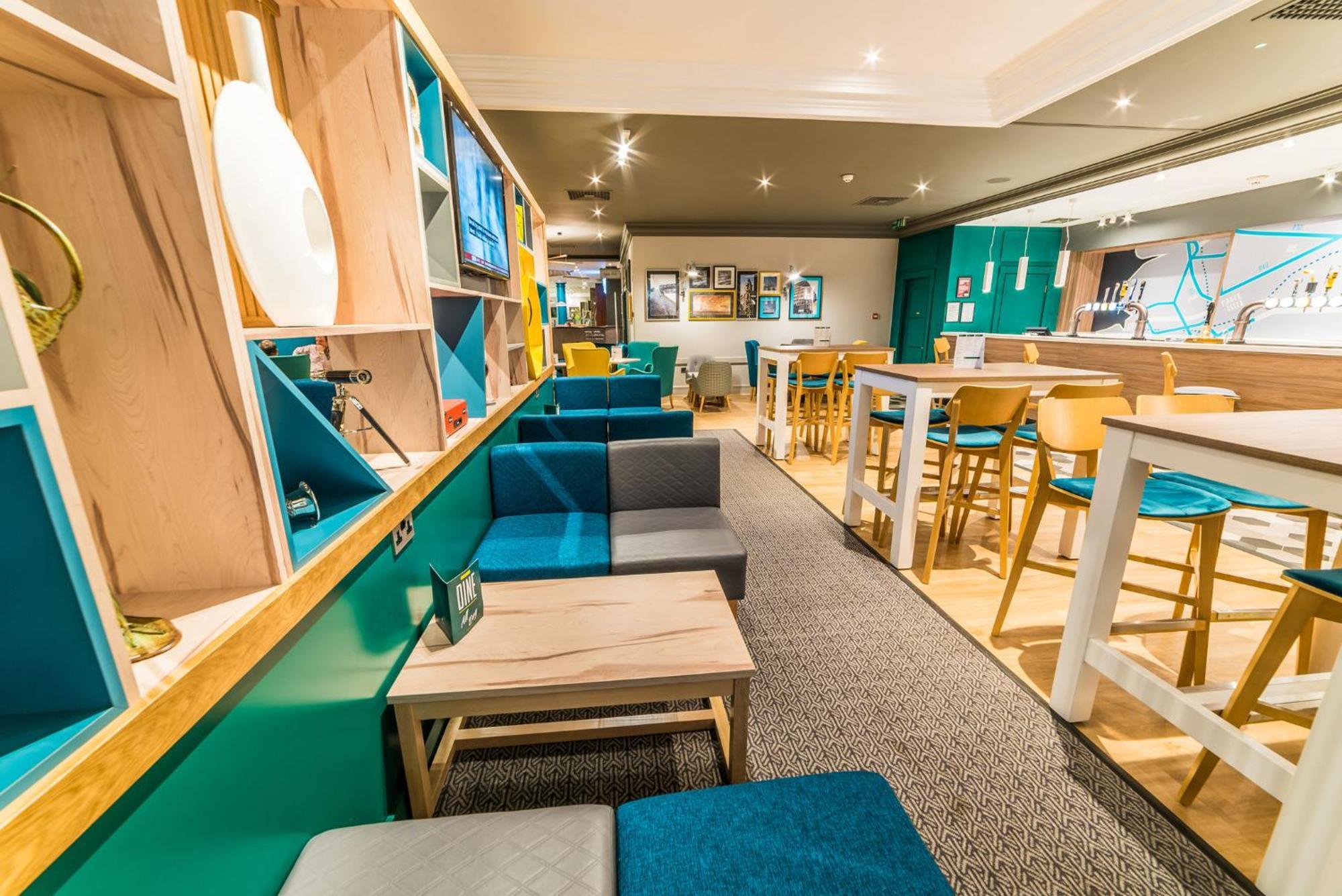 Holiday Inn Leeds Brighouse By Ihg Exteriör bild